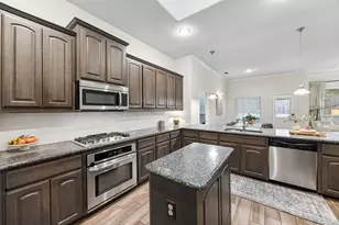 2036 Milano Ln, Lewisville, TX 75077 - Photo 20