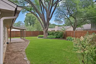 2609 N Capistrano Ct, Arlington, TX 76015 - Photo 32