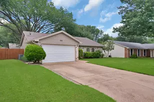 2609 N Capistrano Ct, Arlington, TX 76015 - Photo 4