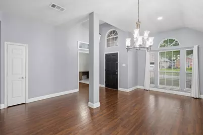 6020 Fannin Drive, Arlington, TX 76001 - Photo 6