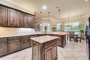 243 Miramar Cir, Weatherford, TX 76085 - Photo 14