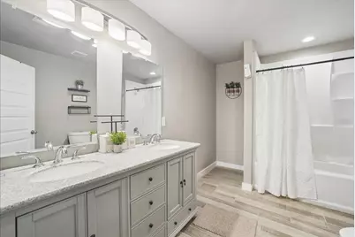 10011 Mill Valley Lane, Dallas, TX 75217 - Photo 16
