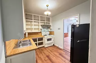 605 E Morton St, Denison, TX 75021 - Photo 6