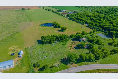 958 County Road 3254, Mount Calm, TX 76673 - Photo 4