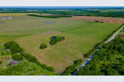 958 County Road 3254, Mount Calm, TX 76673 - Photo 6