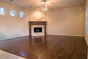 200 Sir Brine Dr, Lewisville, TX 75056 - Photo 10