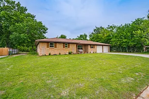 1560 Sheila, Stephenville, TX 76401 - Photo 38