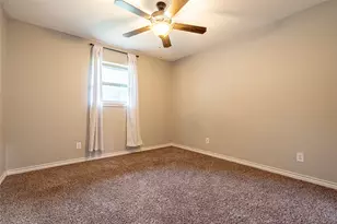 1560 Sheila, Stephenville, TX 76401 - Photo 18