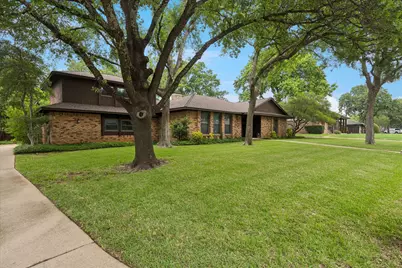 1401 Clover Hill Road, Mansfield, TX 76063 - Photo 2
