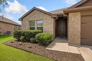 6301 Seagull Ln, Fort Worth, TX 76179 - Photo 2