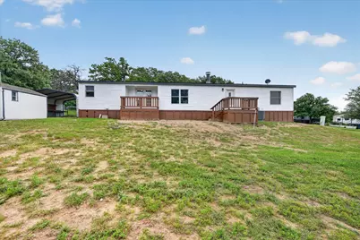 134 Classic Country Court, Springtown, TX 76082 - Photo 30