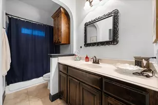6876 Foghorn Ln, Grand Prairie, TX 75054 - Photo 34