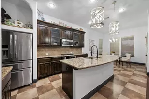 6876 Foghorn Ln, Grand Prairie, TX 75054 - Photo 10