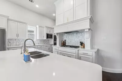 2825 Braemar, The Colony, TX 75056 - Photo 6
