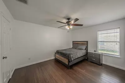 1011 Fleetwood Cove Drive, Grand Prairie, TX 75052 - Photo 26
