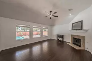 1011 Fleetwood Cove Dr, Grand Prairie, TX 75052 - Photo 18