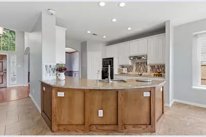 11954 Shoal Creek Drive, Frisco, TX 75035 - Photo 10