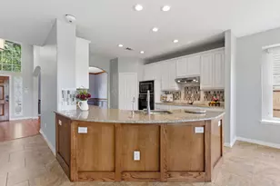 11954 Shoal Creek Dr, Frisco, TX 75035 - Photo 10
