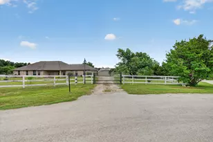 951 Ridgewood Cir, Bartonville, TX 76226 - Photo 34