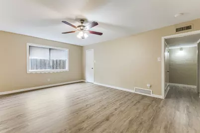 11627 Cotillion Drive, Dallas, TX 75228 - Photo 10