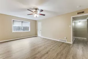 11627 Cotillion Dr, Dallas, TX 75228 - Photo 10