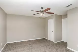 231 Myrtle Dr, Arlington, TX 76018 - Photo 8