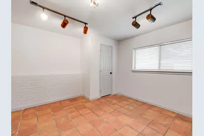 10039 Shadyview Drive, Dallas, TX 75238 - Photo 14