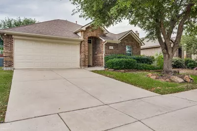 8121 Misty Water Drive, Fort Worth, TX 76131 - Photo 2