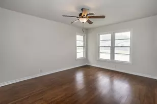 1102 Fair Ave, Gainesville, TX 76240 - Photo 6