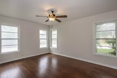 1102 Fair Avenue, Gainesville, TX 76240 - Photo 4