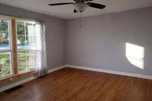 1501 W 3rd St, Clifton, TX 76634 - Photo 4