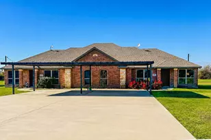 155 Gibson Ln, Weatherford, TX 76088 - Photo 2