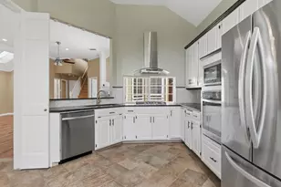 321 Old York Rd, Irving, TX 75063 - Photo 12