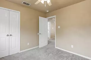 321 Old York Rd, Irving, TX 75063 - Photo 24