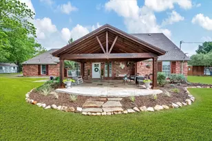 10592 Tree Ln, Princeton, TX 75407 - Photo 4