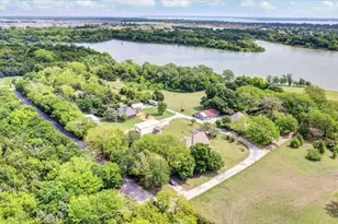 10592 Tree Ln, Princeton, TX 75407 - Photo 38