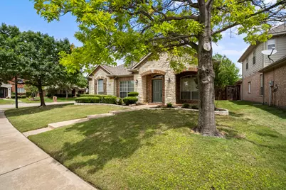 2404 Windgate Lane, Frisco, TX 75033 - Photo 2
