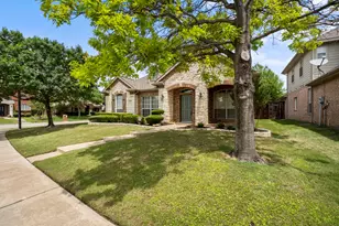 2404 Windgate Ln, Frisco, TX 75033 - Photo 2