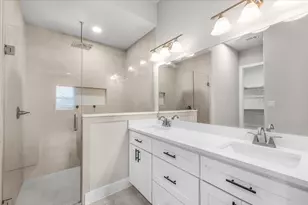 2561 Burton Ave, Fort Worth, TX 76105 - Photo 14