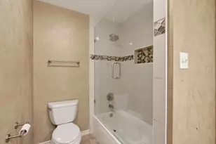 6353 Southpoint Dr, Dallas, TX 75248 - Photo 16