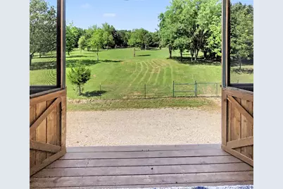 9439 County Road 103, Whitesboro, TX 76273 - Photo 14