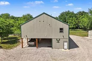 9439 Co Rd 103, Whitesboro, TX 76273 - Photo 2