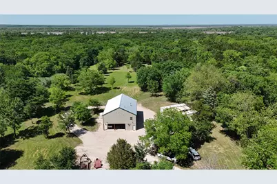 9439 County Road 103, Whitesboro, TX 76273 - Photo 20