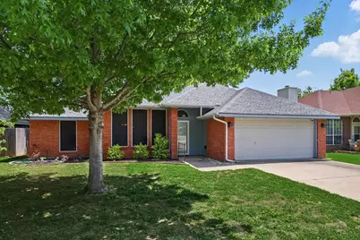 1200 Oak Valley, Denton, TX 76209 - Photo 2