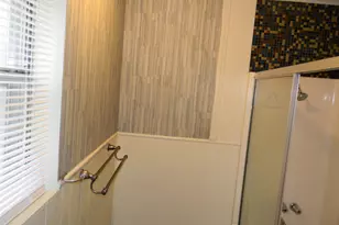 112 Belmont St, Hurst, TX 76053 - Photo 10