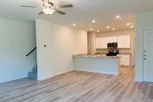 229 Marsh Ln, Princeton, TX 75407 - Photo 2