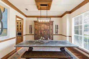 1830 Johnson Ct, Grapevine, TX 76051 - Photo 6