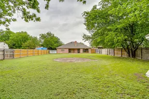 8613 Silver Crk Rd, White Settlement, TX 76108 - Photo 38