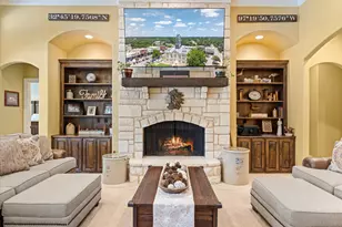 7400 Fox Run Ct, Granbury, TX 76049 - Photo 6