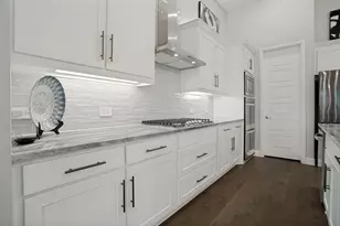 1036 Boardwalk Rd, Allen, TX 75013 - Photo 10